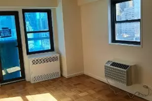 350 W 51st St, New York, NY 10019 - Photo 7