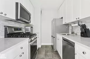201 E 28th St, New York City, NY 10016 - Photo 5