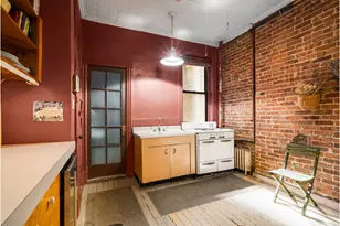 521 E 83rd St, New York City, NY 10028 - Photo 3