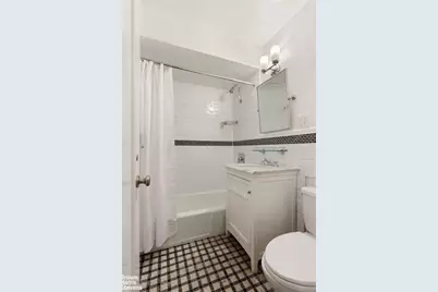 49 W 95th Street, New York, NY 10025 - Photo 15