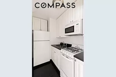 310 E 70th Street #2F, New York City, NY 10021 - Photo 3