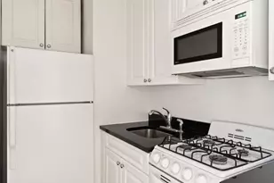 310 E 70th St, New York, NY 10021 - Photo 3