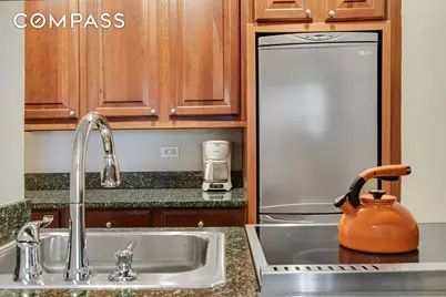 20 W 72nd Street #704, New York City, NY 10023 - Photo 9