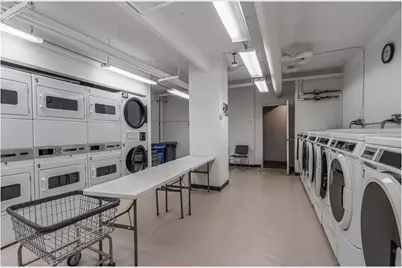 24-75 38th Street #B8, New York City, NY 11101 - Photo 19