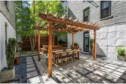 24-75 38th Street #B8, New York City, NY 11101 - Photo 13