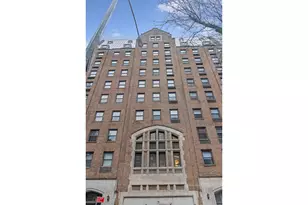 235 E 49th St, New York City, NY 10017 - Photo 25