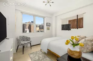 360 W 22nd St, New York City, NY 10011 - Photo 9