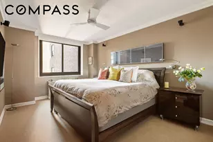 347 W 57th St, New York City, NY 10019 - Photo 7