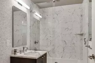 46-30 Center Blvd, New York City, NY 11109 - Photo 23