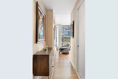 46-30 Center Boulevard #203, New York City, NY 11109 - Photo 21