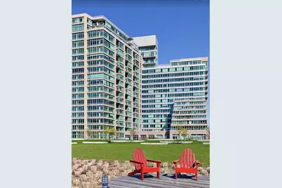 46-30 Center Boulevard #203, New York City, NY 11109 - Photo 11