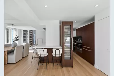 135 W 52nd Street #PH4, New York, NY 10019 - Photo 5