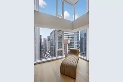 135 W 52nd Street #PH4, New York, NY 10019 - Photo 3