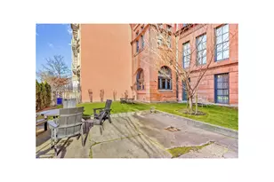 279 Sterling Pl, New York City, NY 11238 - Photo 15