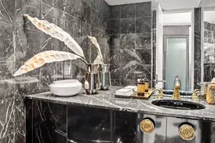 415 E 54th St, New York City, NY 10022 - Photo 7