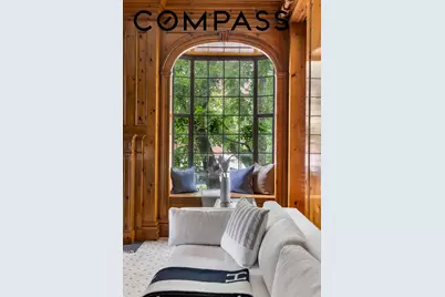21 Beekman Place, New York City, NY 10022 - Photo 11