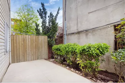 1 Monroe Street, New York City, NY 11238 - Photo 9
