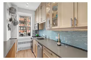 12 Beekman Pl, New York City, NY 10022 - Photo 3