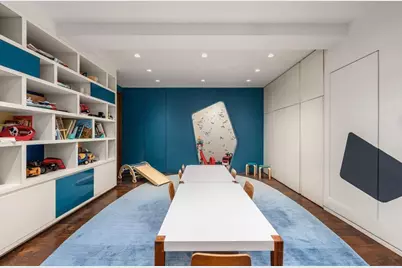 400 W 12th Street #4B, New York City, NY 10014 - Photo 11