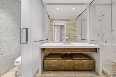 400 W 12th Street #4B, New York City, NY 10014 - Photo 7