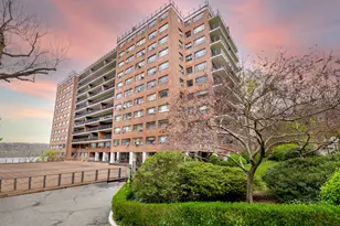 2727 Palisade Ave, New York City, NY 10463 - Photo 1