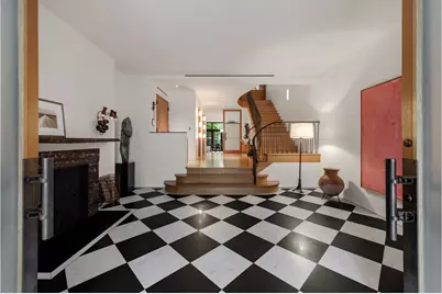 22 E 94th Street, New York City, NY 10128 - Photo 3