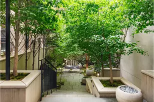 22 E 94th St, New York City, NY 10128 - Photo 5