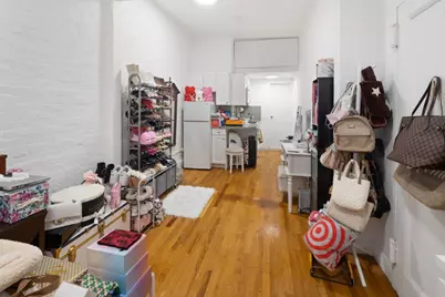 323 E 90th Street #1FW, New York, NY 10128 - Photo 3