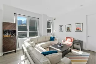 416 W 52nd St, New York City, NY 10019 - Photo 5