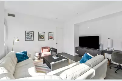 416 W 52nd Street #514, New York City, NY 10019 - Photo 7