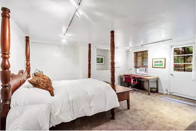 109 Greenwich Avenue, New York City, NY 10014 - Photo 13