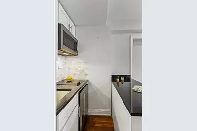 320 E 42nd Street #512, New York City, NY 10017 - Photo 5