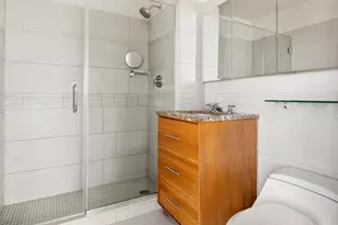 251 7th St, New York City, NY 11215 - Photo 9