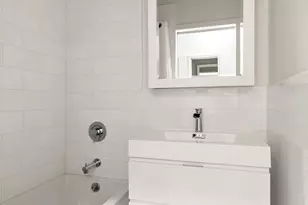 414 W 51st St, New York City, NY 10019 - Photo 11