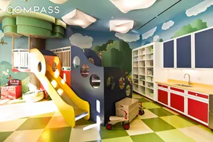 200 E 94th St, New York City, NY 10128 - Photo 17