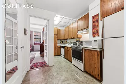 201 W 89th Street #1E, New York City, NY 10024 - Photo 3