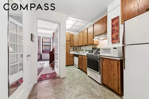 201 W 89th St, New York City, NY 10024 - Photo 3