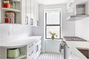 42-20 Kissena Blvd, Flushing, NY 11355 - Photo 15