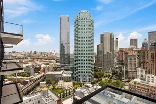 45-30 Pearson St, New York City, NY 11101 - Photo 23