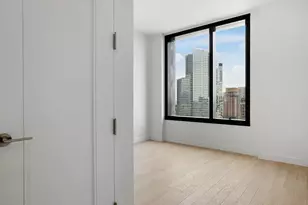45-30 Pearson St, New York City, NY 11101 - Photo 25