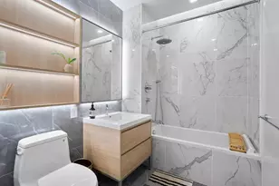 45-30 Pearson St, New York City, NY 11101 - Photo 13