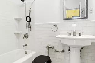 411 E 57th St, New York City, NY 10022 - Photo 5