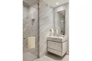 138 E 50th St, New York City, NY 10022 - Photo 7