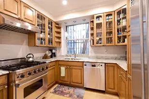 311 W 97th St, New York City, NY 10025 - Photo 3