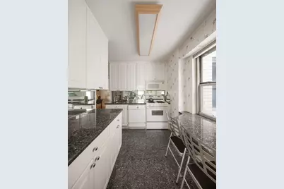 400 E 56th Street #6B, New York, NY 10022 - Photo 9