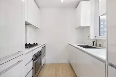 322 W 57th Street #24C, New York City, NY 10019 - Photo 3