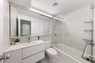 32 E 76th St, New York City, NY 10021 - Photo 7