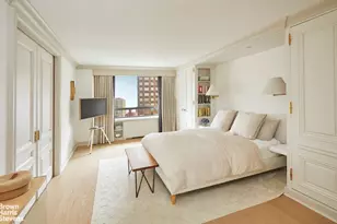 190 E 72nd St, New York, NY 10021 - Photo 9