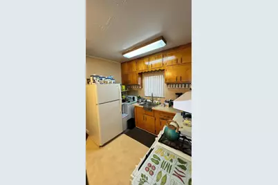 1718 Williamsbridge Road, New York City, NY 10461 - Photo 7