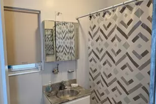 1718 Williamsbridge Rd, New York City, NY 10461 - Photo 13